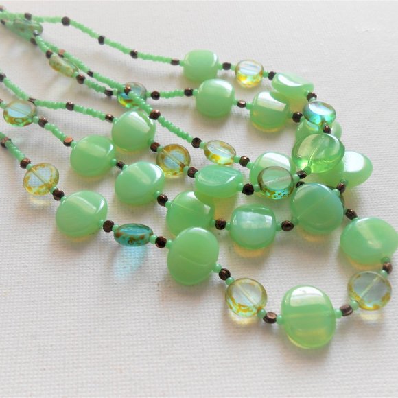 Green Oval Disk and Seed Bead Necklace - Picture 5 of 6